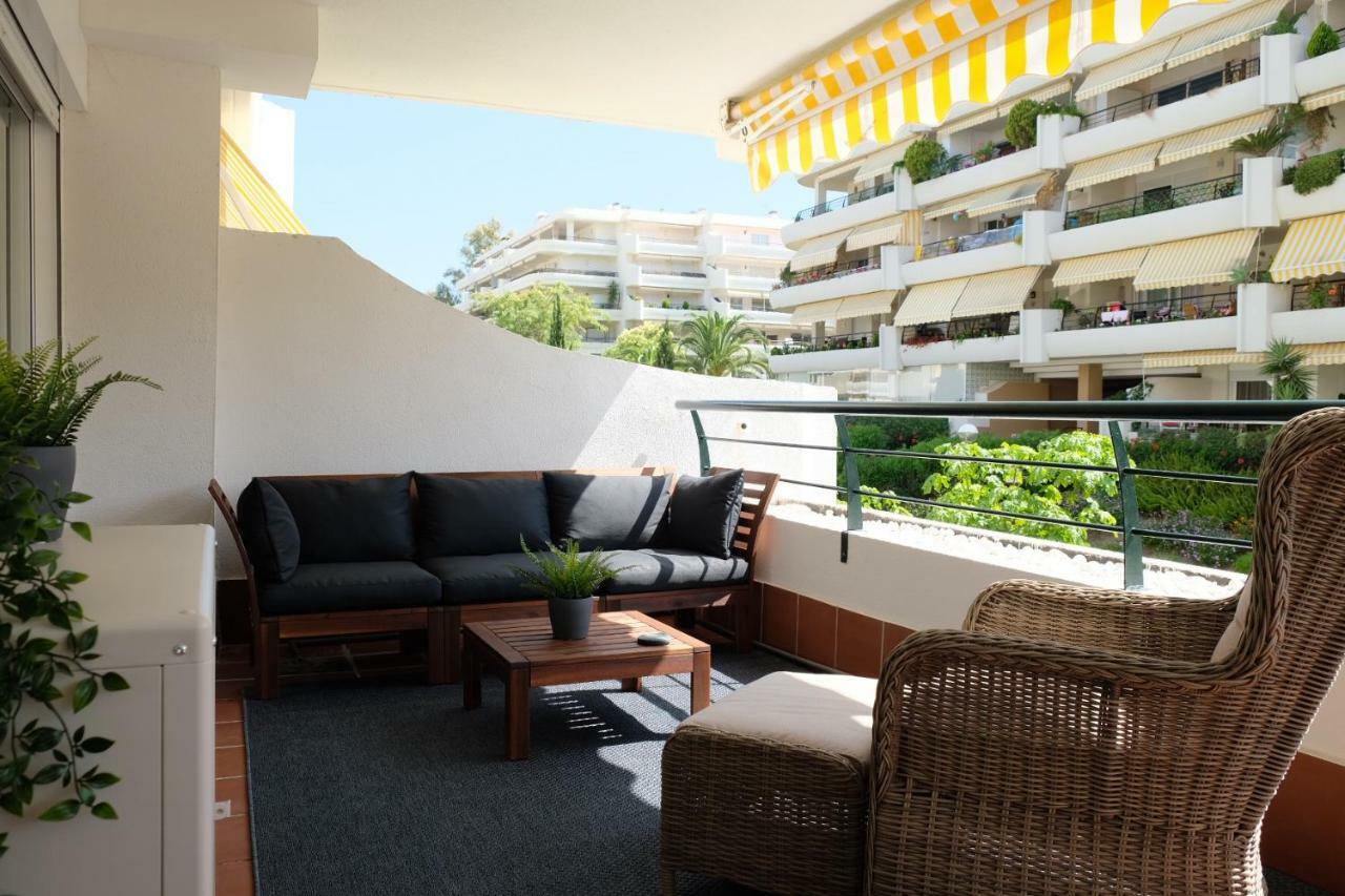 Luxury Modern Apartment With Terrace, Pool And Garage! 马尔韦利亚 外观 照片